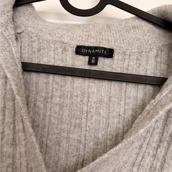 Dynamite Light Gray V-Neck Sweater - Picture 2 of 3